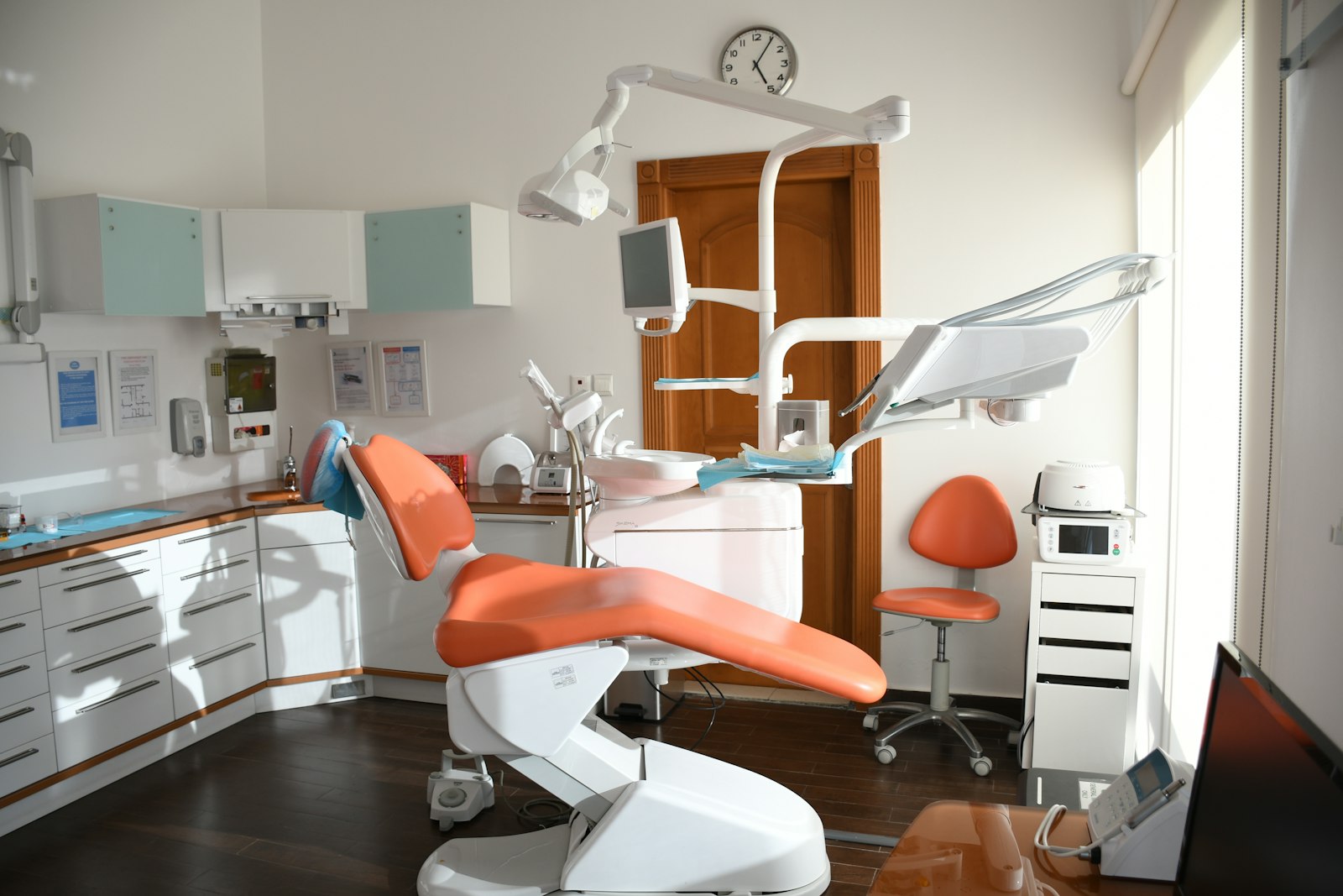 Современный стоматологический кабинет DentaMax